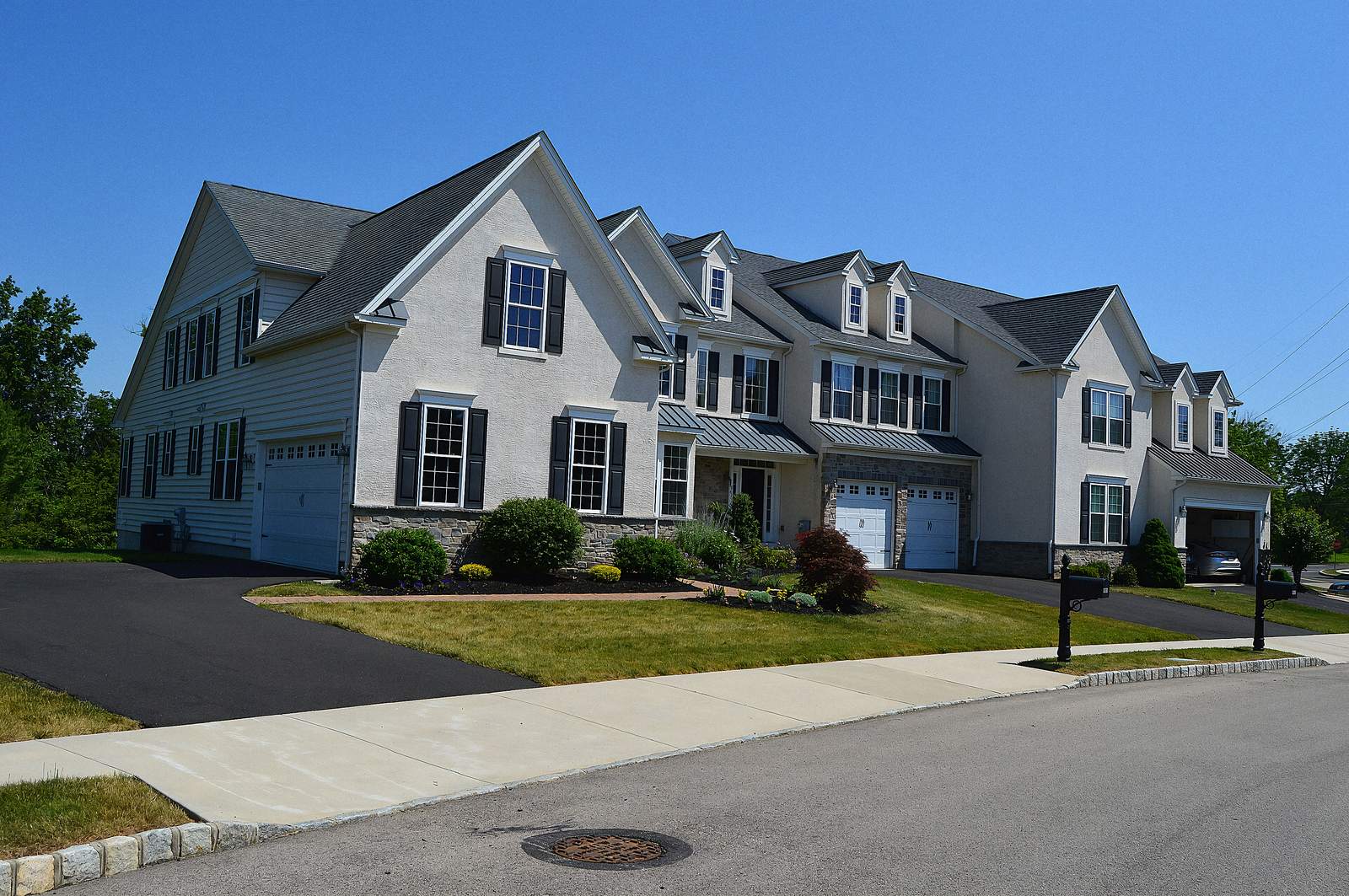 Townhouses in Whitpain Township. Blue Bell is a place inside the township, not a municipality of its own.
