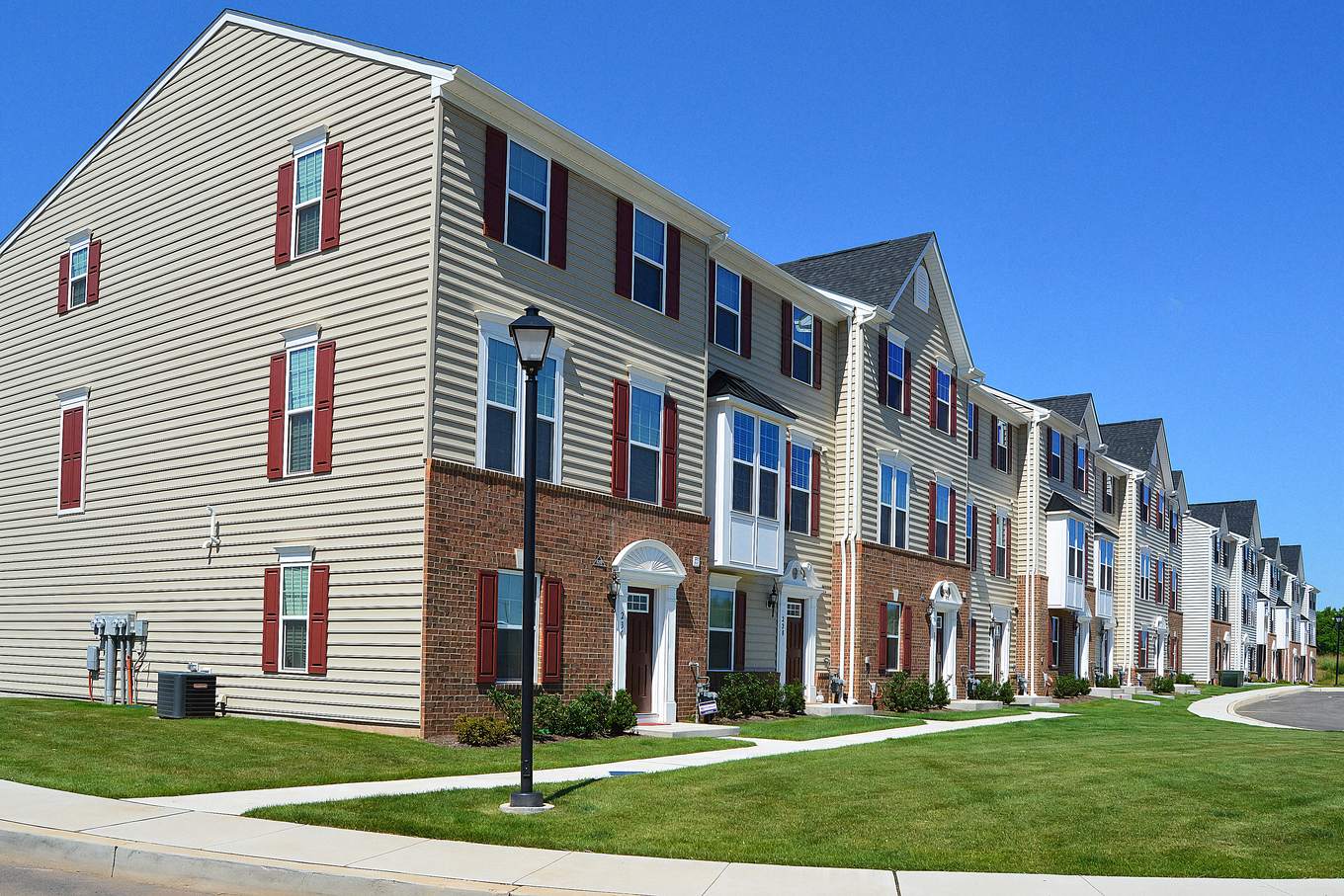 Andale Green townhouses in Lansdale, with rear garage units.
